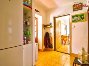 Prodej rodinného domu, Věžná - Brná, 225 m2