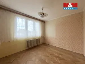 Prodej bytu 3+1, Pelhřimov, Husova, 62 m2