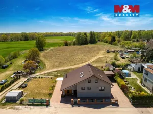 Prodej rodinného domu, Lužnice, 266 m2
