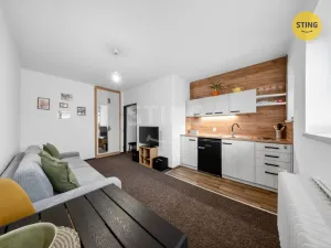 Prodej bytu 2+kk, Vsetín, Na Kamencoch, 41 m2