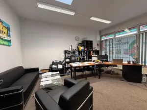 Pronájem obchodního prostoru, Chomutov, Raisova, 189 m2