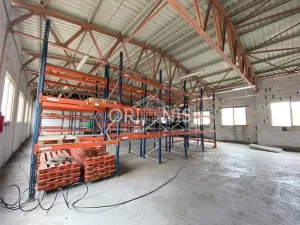 Pronájem skladu, Chomutov, Raisova, 335 m2
