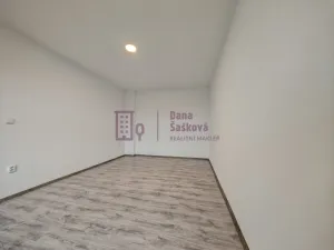 Pronájem bytu 2+kk, Jindřichův Hradec - Jindřichův Hradec II, Nádražní, 58 m2