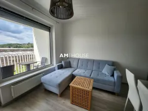 Pronájem bytu 2+kk, Praha - Vysočany, Strnadových, 49 m2