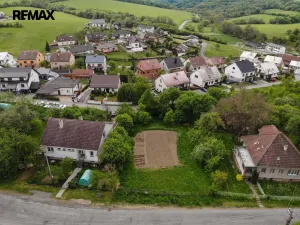 Prodej pozemku pro bydlení, Doubravy, 736 m2