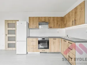 Pronájem bytu 1+kk, Praha - Hloubětín, Pokorného, 34 m2