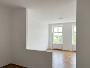 Pronájem bytu 2+1, Hradec Králové, Velké náměstí, 88 m2