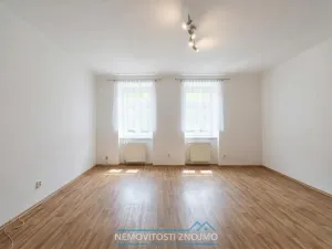 Pronájem bytu 2+1, Znojmo, Na Vinici, 55 m2