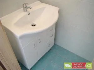 Pronájem bytu 2+kk, Praha, Zikova, 49 m2