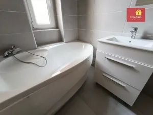 Pronájem bytu 3+1, Teplice, Jiřího Wolkera, 110 m2