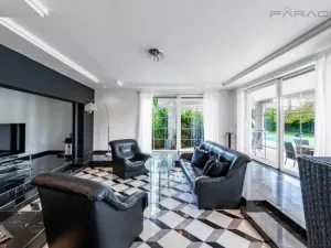 Prodej rodinného domu, Dolní Břežany, V Hranicích, 454 m2