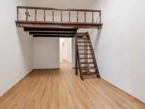 Pronájem bytu 4+1, Praha - Vyšehrad, Vratislavova, 101 m2