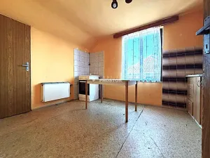 Prodej komerční nemovitosti, Zápy, 260 m2