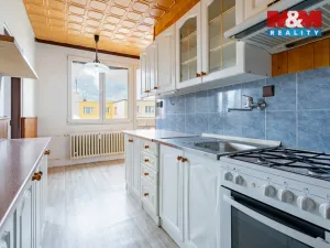 Prodej bytu 2+1, Jindřichův Hradec, sídliště Vajgar, 56 m2