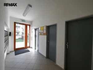 Pronájem bytu 2+kk, Praha - Kunratice, Pod Haltýřem, 52 m2