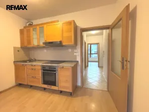 Pronájem bytu 2+kk, Praha - Kunratice, Pod Haltýřem, 52 m2