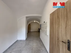 Pronájem bytu 1+kk, Třebechovice pod Orebem, Masarykovo náměstí, 41 m2