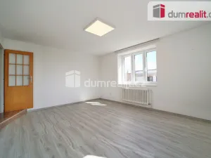 Pronájem bytu 4+1, Praha - Březiněves, Na hlavní, 96 m2