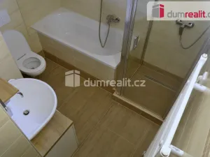 Pronájem bytu 4+1, Praha - Březiněves, Na hlavní, 96 m2