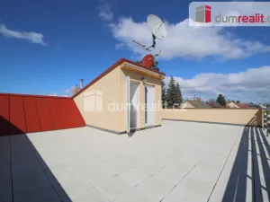 Pronájem bytu 4+1, Praha - Březiněves, Na hlavní, 96 m2
