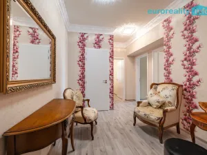 Prodej bytu 3+kk, Mariánské Lázně - Úšovice, Zeyerova, 74 m2