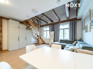 Pronájem bytu 2+kk, Vsetín, Dolní náměstí, 72 m2