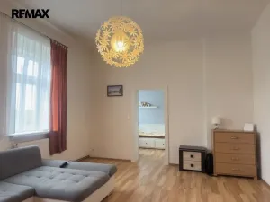 Prodej bytu 2+1, Karlovy Vary - Drahovice, Stará Kysibelská, 67 m2