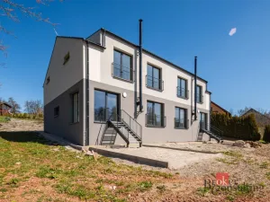 Prodej bytu 1+kk, Mladé Buky - Hertvíkovice, 58 m2