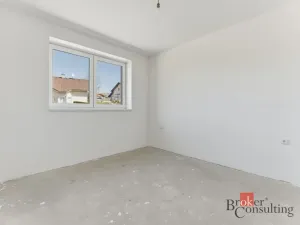 Prodej bytu 1+kk, Mladé Buky - Hertvíkovice, 58 m2