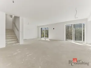 Prodej bytu 1+kk, Mladé Buky - Hertvíkovice, 58 m2