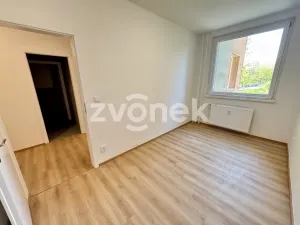 Prodej bytu 3+1, Zlín, Okružní, 82 m2
