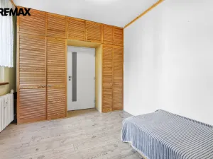 Prodej bytu 3+1, Praha - Hlubočepy, Lamačova, 72 m2