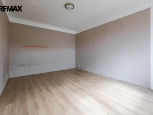 Prodej bytu 1+1, Bystřany, Pražská, 36 m2