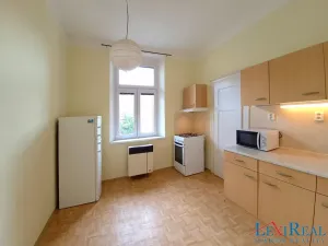 Pronájem bytu 1+1, Praha - Podolí, Podolská, 36 m2