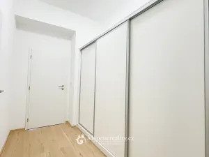 Prodej bytu 2+kk, Znojmo, Mariánské náměstí, 53 m2