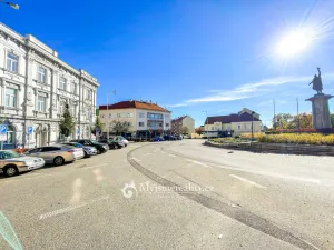 Prodej bytu 2+kk, Znojmo, Mariánské náměstí, 53 m2