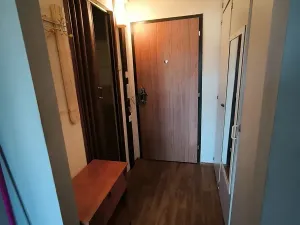 Pronájem bytu 1+kk, Tanvald, U Školky, 27 m2