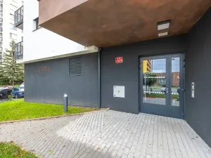 Pronájem bytu 1+kk, Praha, Milánská, 31 m2
