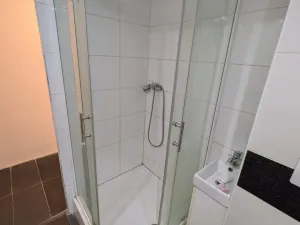 Pronájem bytu 1+kk, Kadaň, Na Podlesí, 21 m2