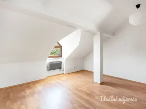 Pronájem bytu 2+1, Praha - Horní Počernice, Otovická, 53 m2