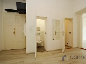 Pronájem kanceláře, Praha, Bělehradská, 100 m2