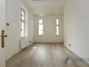 Pronájem kanceláře, Praha, Bělehradská, 100 m2
