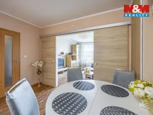 Prodej bytu 3+1, Praha - Řepy, Makovského, 66 m2