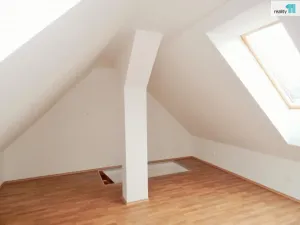 Prodej bytu 3+kk, Praha - Hrdlořezy, Českobrodská, 72 m2