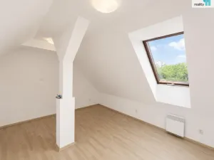 Prodej bytu 3+kk, Praha - Hrdlořezy, Českobrodská, 72 m2