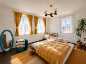 Prodej vícegeneračního domu, Sezemice, 310 m2