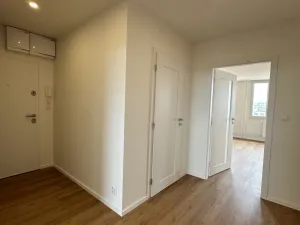 Pronájem bytu 3+kk, Praha - Bohnice, Zelenohorská, 68 m2