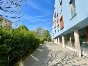 Pronájem bytu 1+kk, Praha, Na okraji, 33 m2