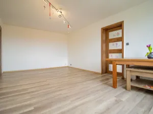 Prodej bytu 3+1, Klatovy - Klatovy II, Pod Koníčky, 75 m2