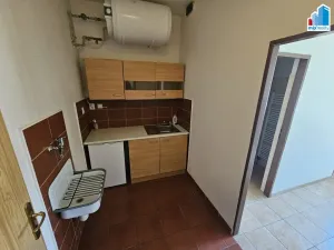 Pronájem kanceláře, Plzeň - Jižní Předměstí, Kollárova, 55 m2